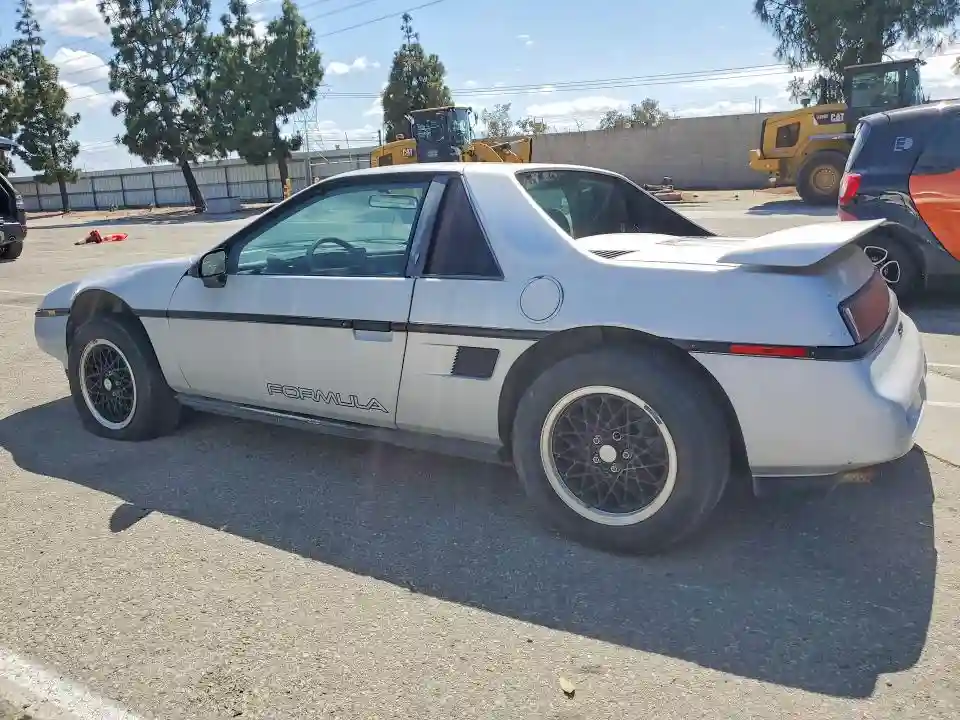 1G2PE1191JP209215 1988 PONTIAC FIERO-1