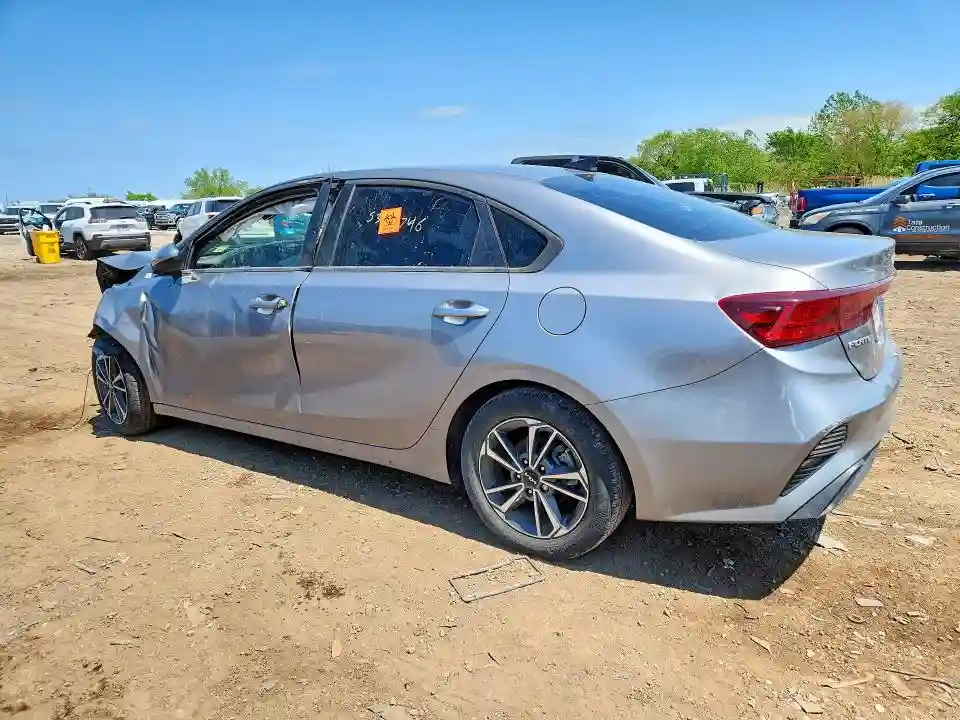 3KPF24AD6RE776635 2024 KIA FORTE LXS-1