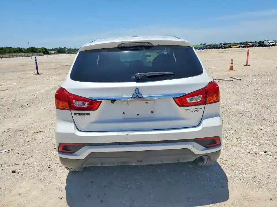 JA4AP3AUXKU034472 2019 MITSUBISHI OUTLANDER-5