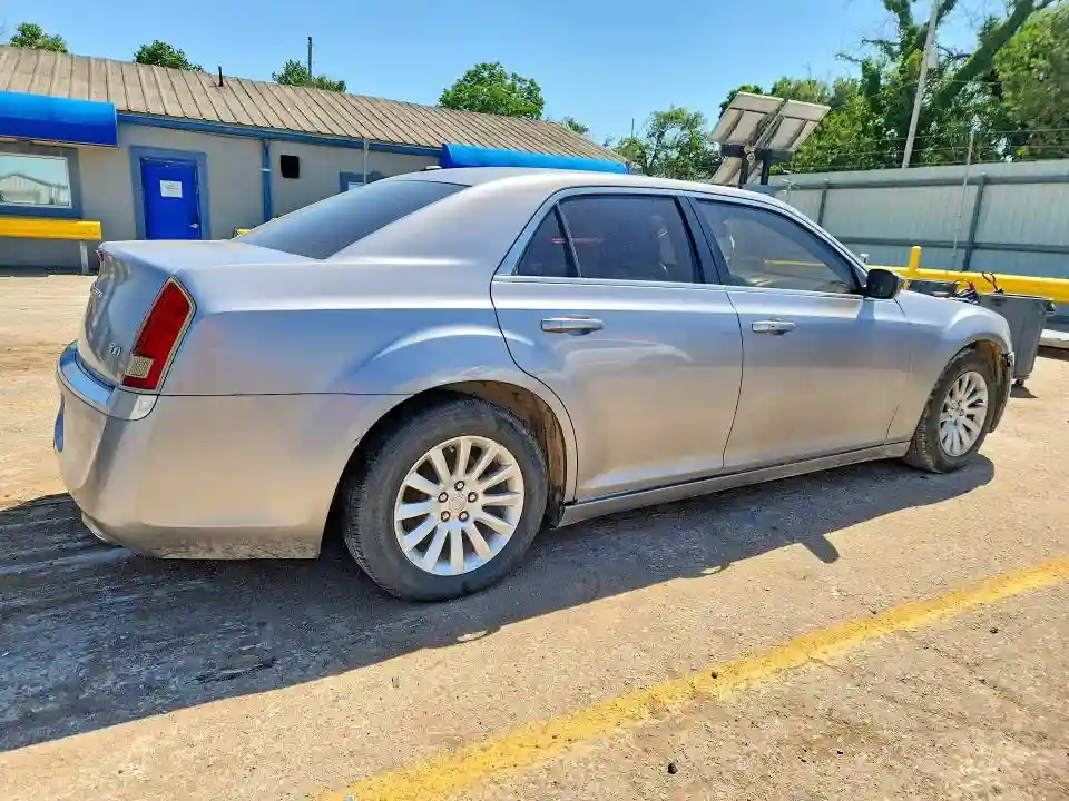 2C3CCAAG6EH275949 2014 CHRYSLER 300-2