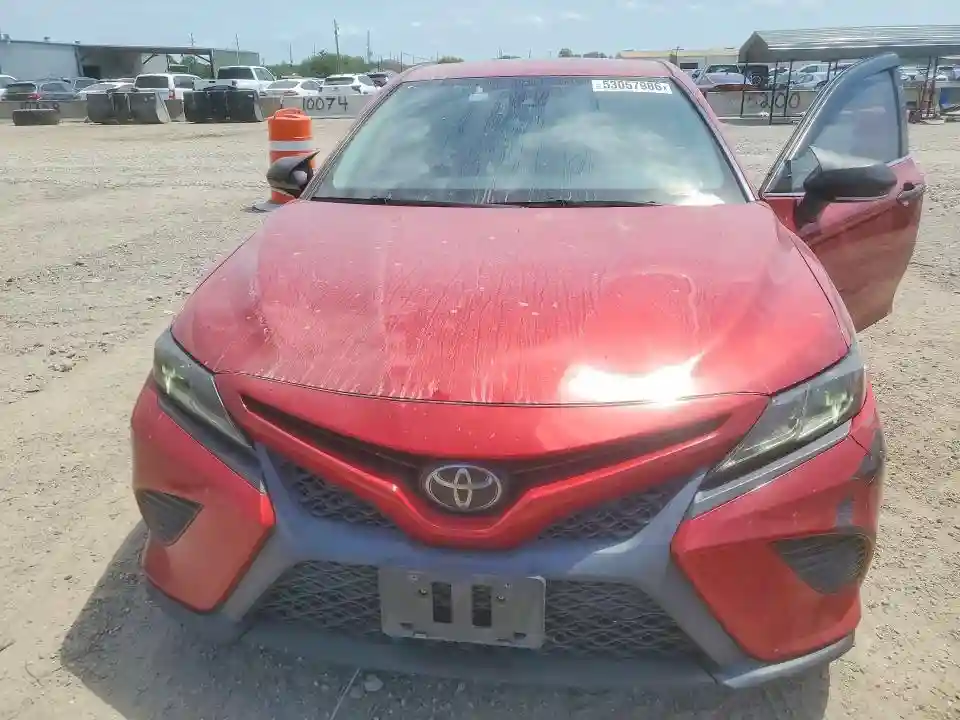 4T1M11AK3LU388077 2020 TOYOTA CAMRY-4