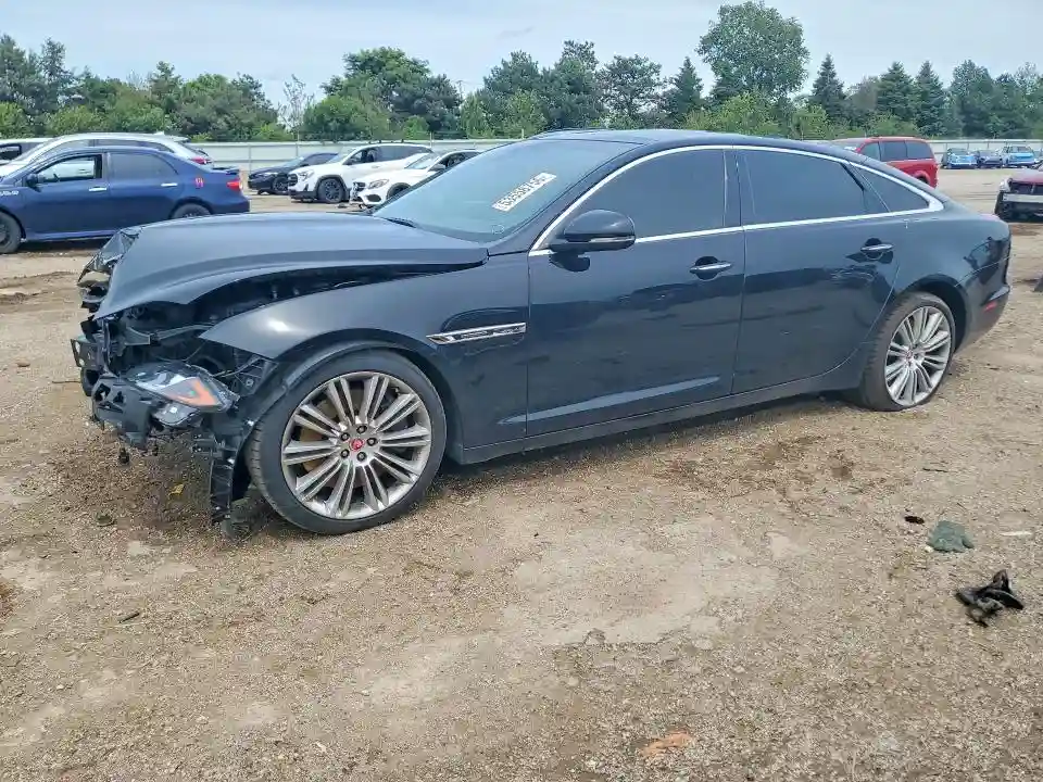 SAJWA2GEXGMW01831 2016 JAGUAR XJ-0