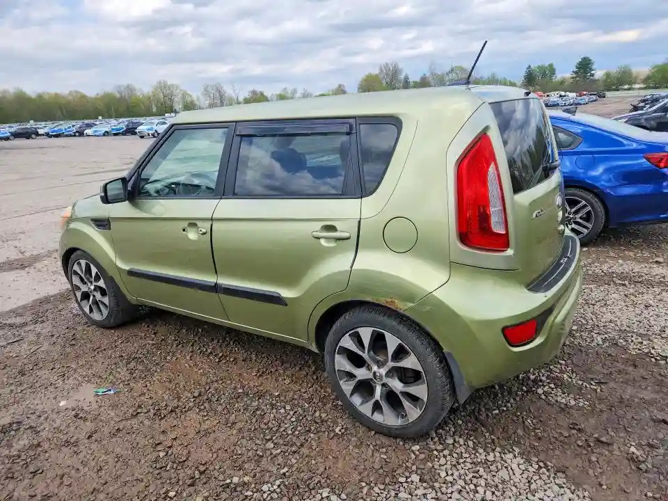 KNDJT2A60D7601920 2013 KIA SOUL-1