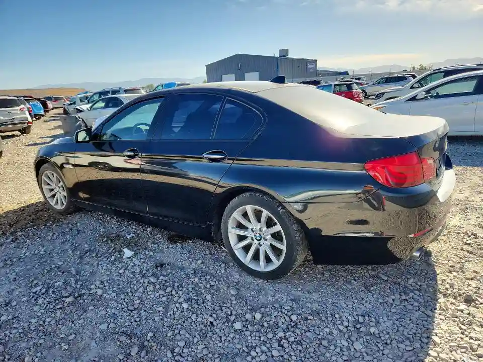 WBAFR7C52BC801138 2011 BMW 5 SERIES-1
