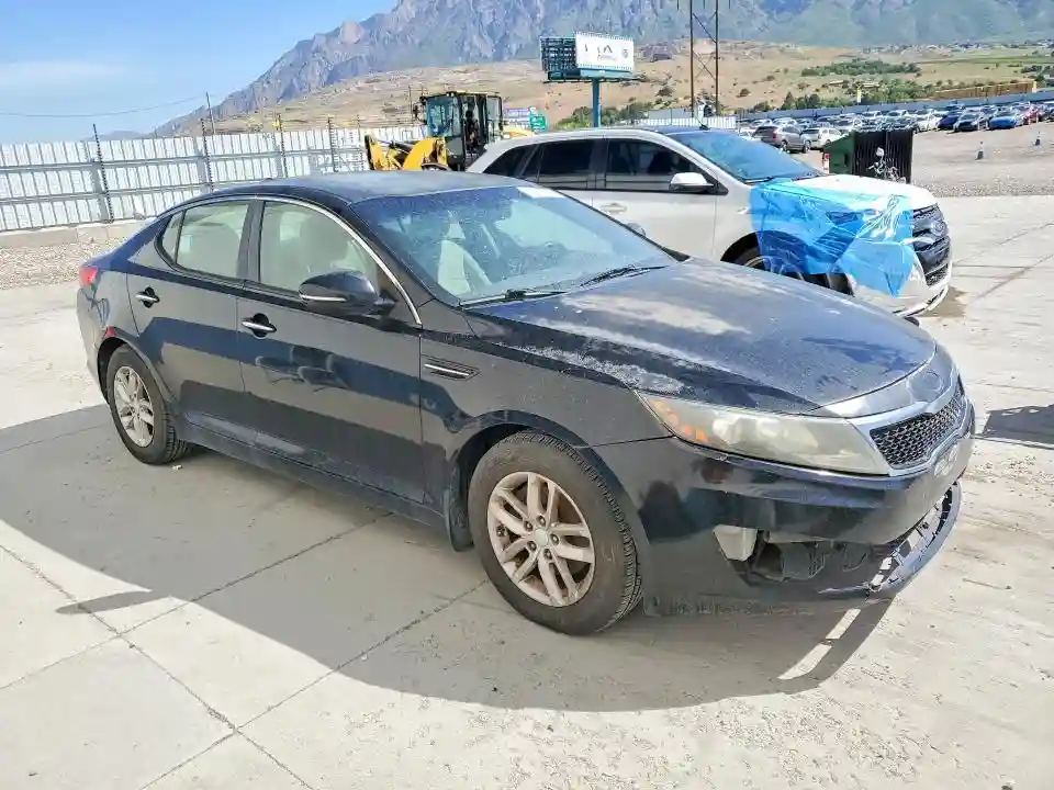 KNAGM4A76D5304672 2013 KIA OPTIMA-3