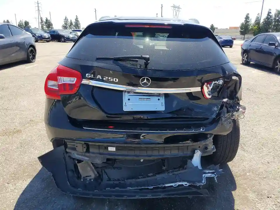 WDCTG4EB0KU003870 2019 MERCEDES-BENZ GLA-CLASS-5