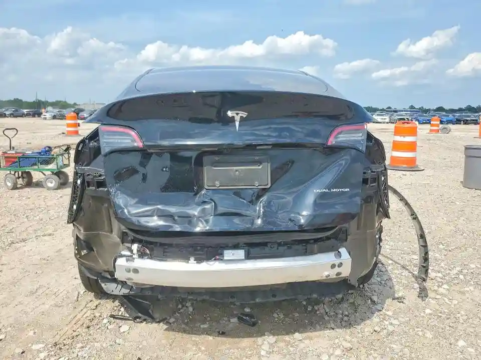 7SAYGDEE9SA369468 2025 TESLA MODEL Y-5