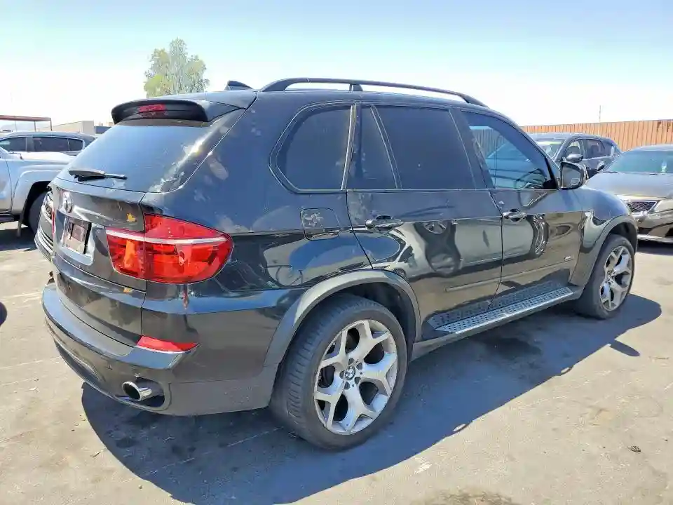 5UXZV4C52CL745826 2012 BMW X5-2