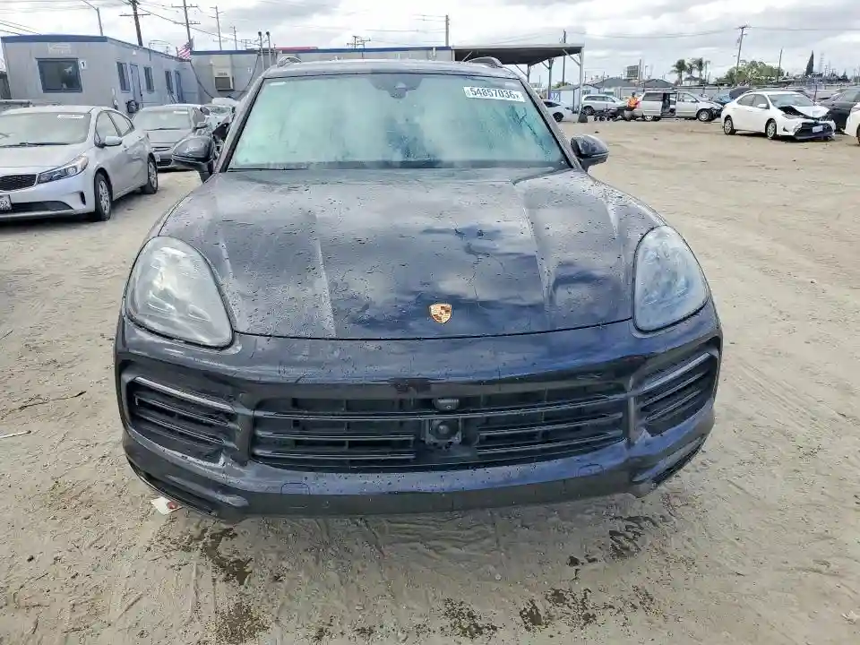 WP1AA2AY8KDA02011 2019 PORSCHE CAYENNE-4