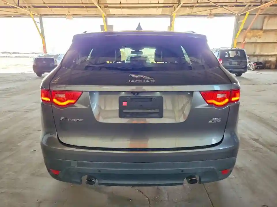 SADCL2FX8JA269643 2018 JAGUAR F-PACE-5