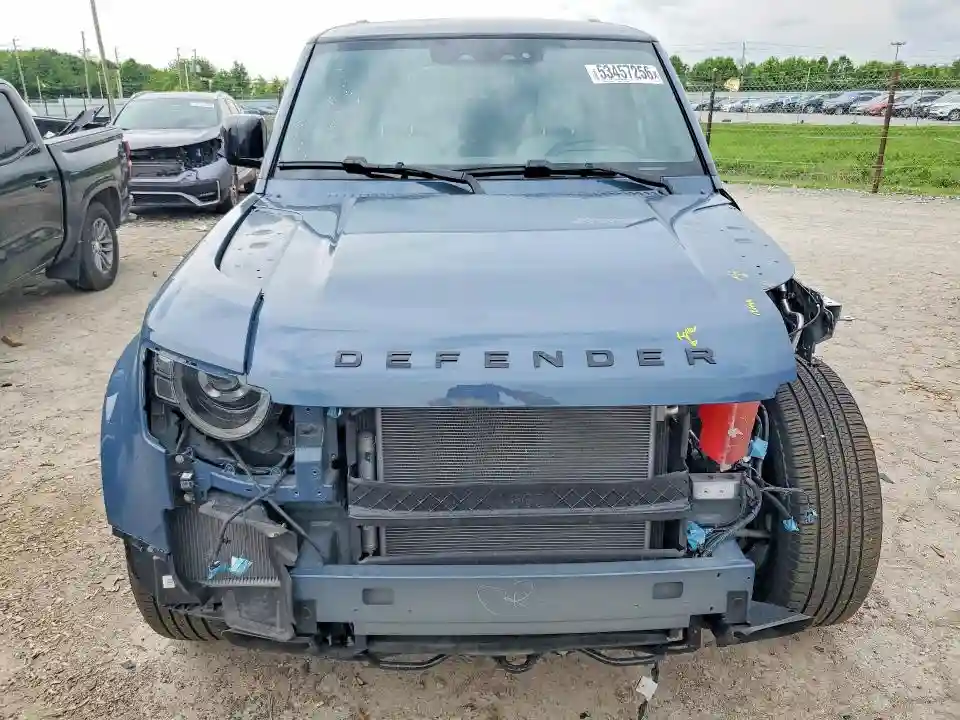 SALEJ7EX0S2406488 2025 LAND ROVER DEFENDER-4