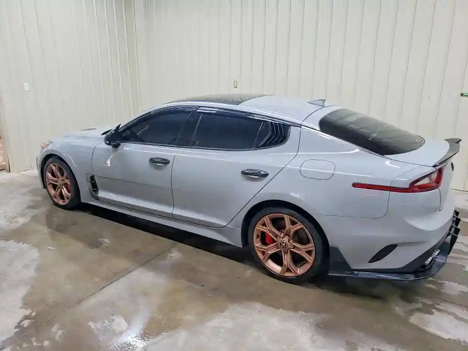 KNAE55LCXJ6018320 2018 KIA STINGER-1