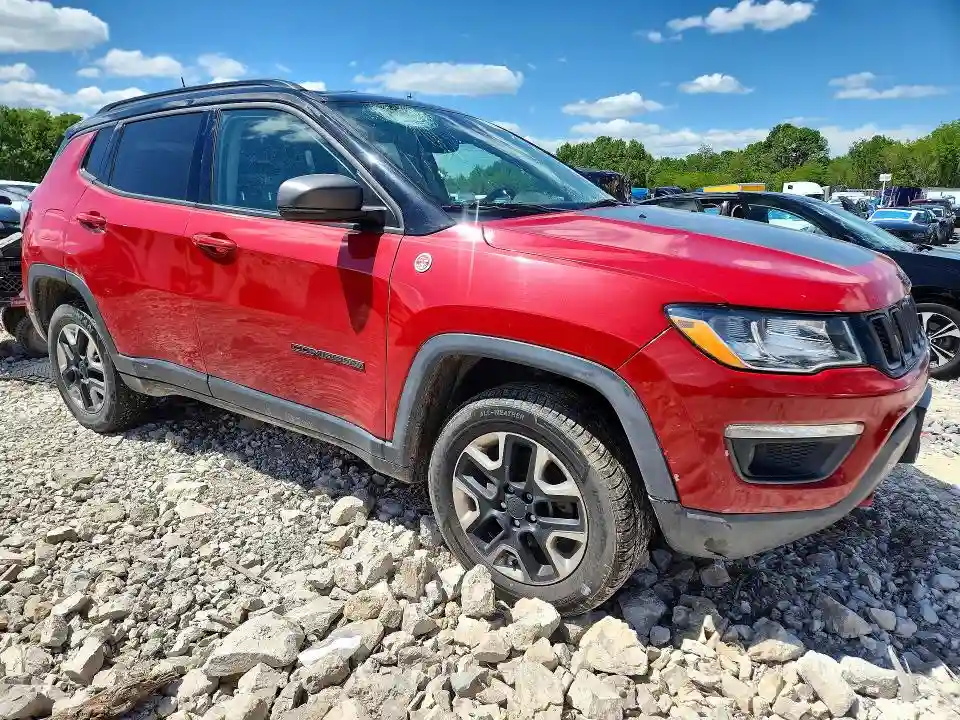 3C4NJDDB5JT345857 2018 JEEP COMPASS-3