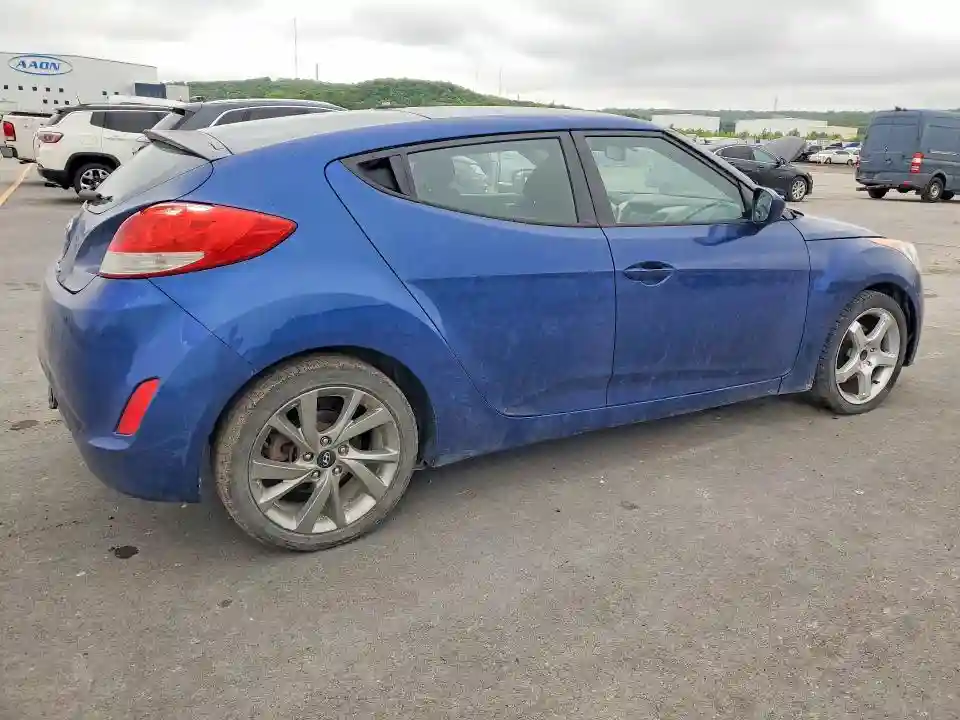 KMHTC6AD9GU273896 2016 HYUNDAI VELOSTER-2
