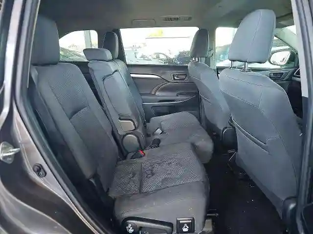 5TDZZRFHXKS319579 2019 TOYOTA HIGHLANDER-5