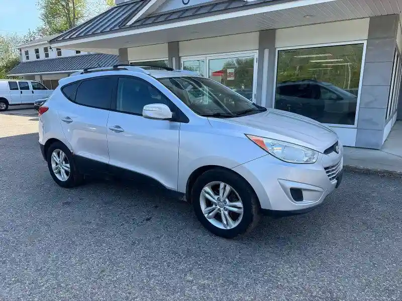 KM8JUCAC4CU395912 2012 HYUNDAI TUCSON-0