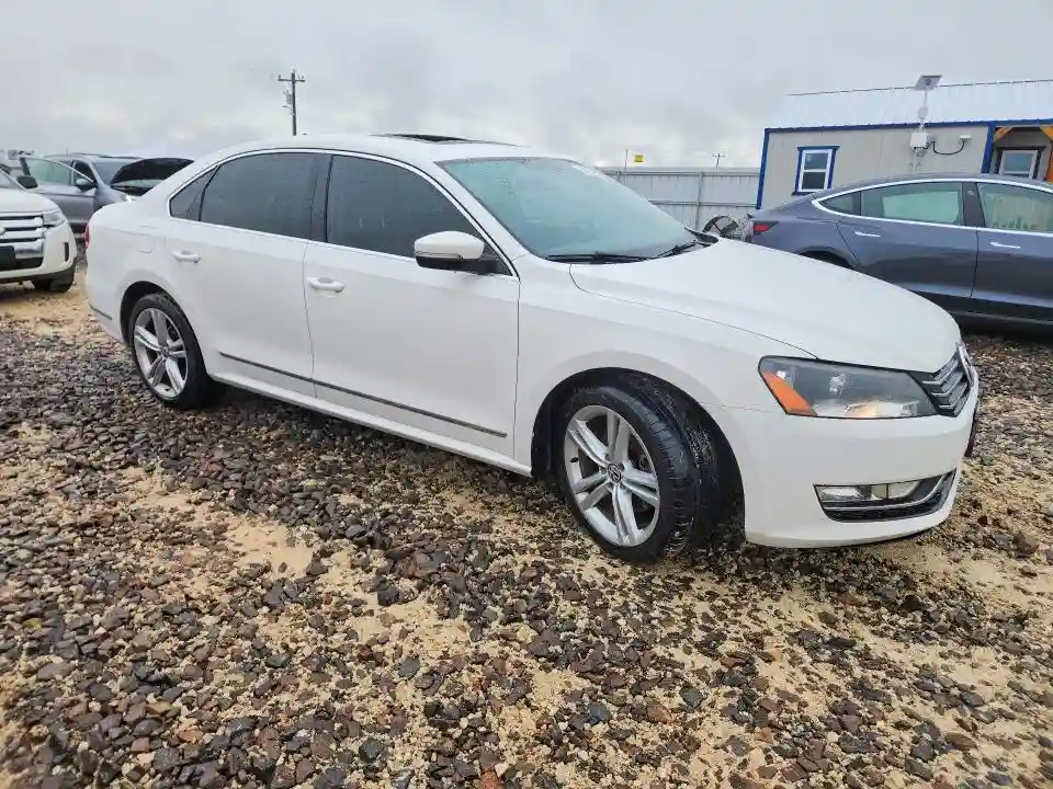 1VWCN7A37EC010205 2014 VOLKSWAGEN PASSAT-3