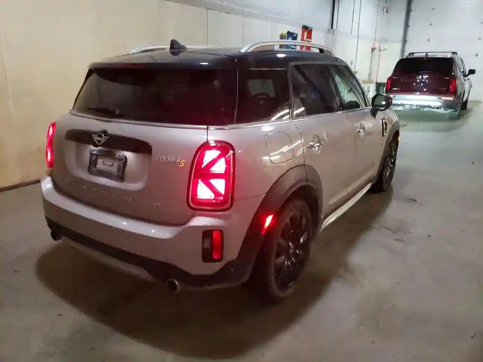 WMZ83BR06N3P11619 2022 MINI COOPER-2