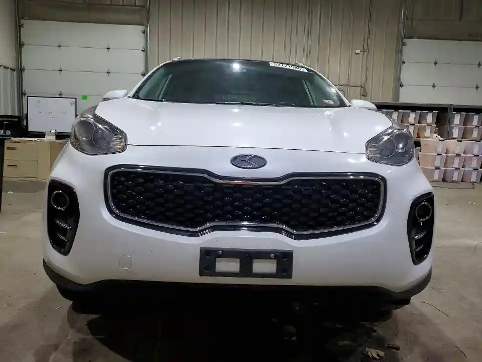KNDPNCAC1H7154097 2017 KIA SPORTAGE-4