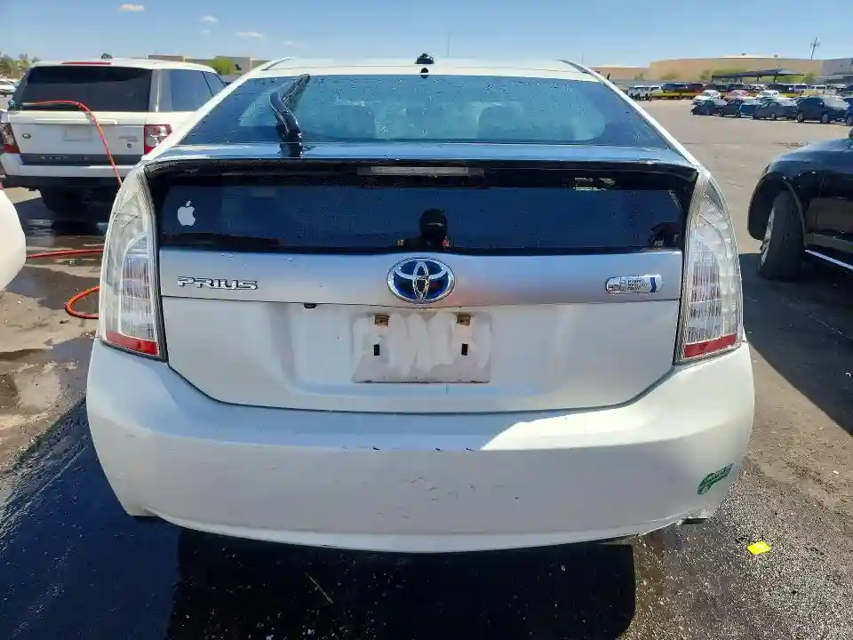 JTDKN3DP5C3028558 2012 TOYOTA PRIUS-5