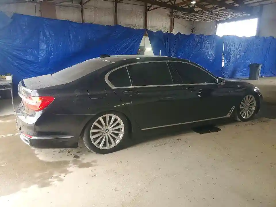 WBA7F0C50GGL99687 2016 BMW 7 SERIES-2