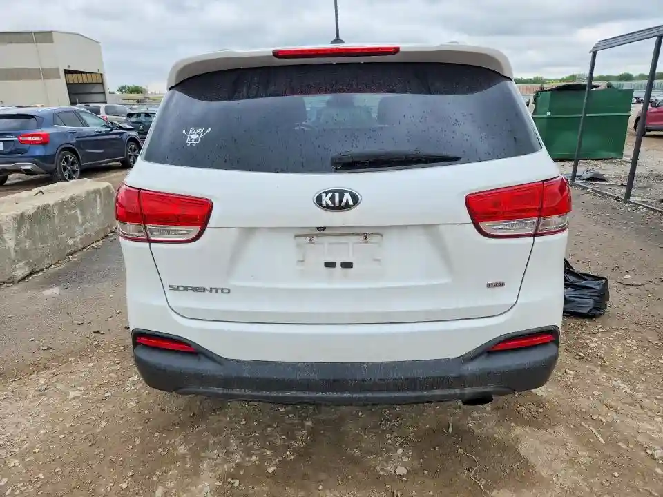 5XYPG4A35HG290347 2017 KIA SORENTO-5