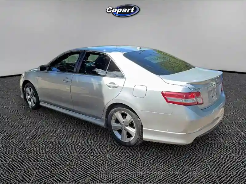 4T1BF3EK8BU607127 2011 TOYOTA CAMRY-2