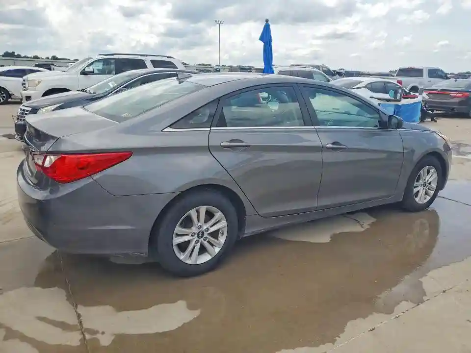 5NPEB4AC4DH718501 2013 HYUNDAI SONATA-2