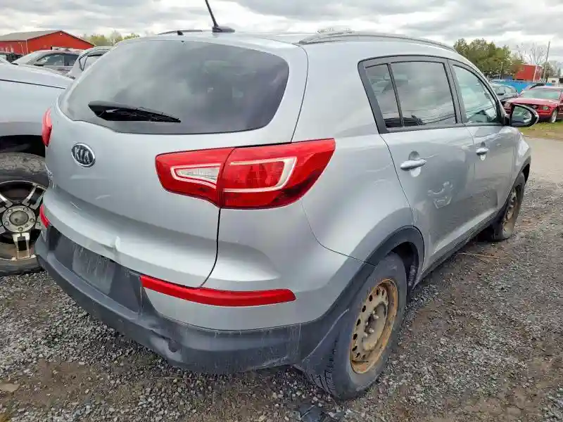 KNDPB3A26C7284143 2012 KIA SPORTAGE-3