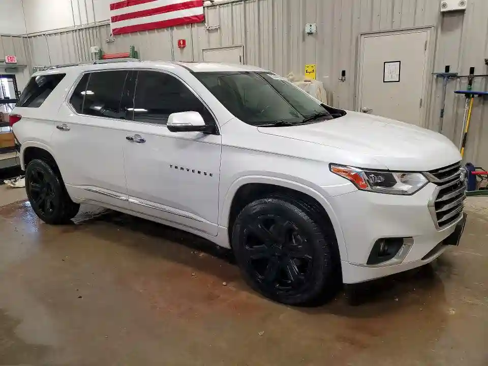 1GNEVNKWXLJ281946 2020 CHEVROLET TRAVERSE-3