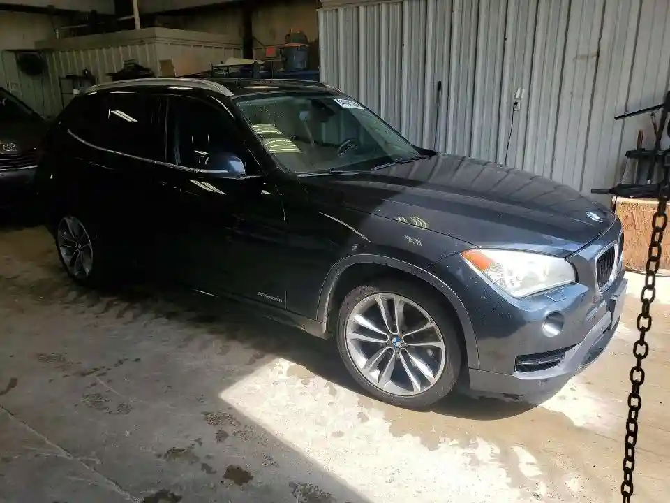 WBAVM5C53DVV89582 2013 BMW X1-3