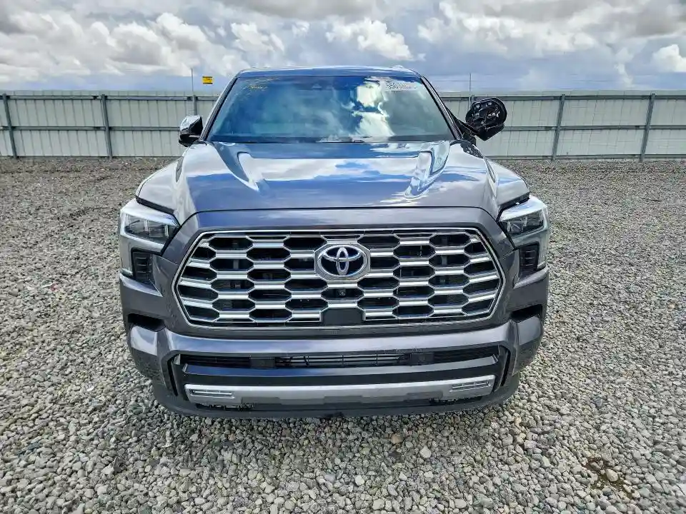 7SVAAABA9RX040245 2024 TOYOTA SEQUOIA-4