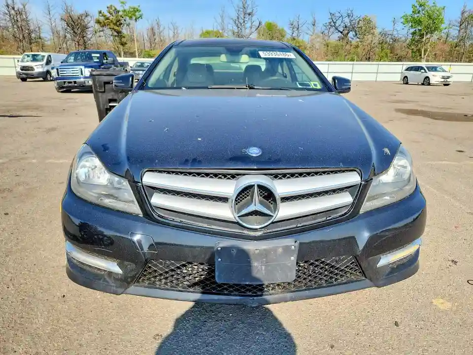 WDDGJ5HB5CF741055 2012 MERCEDES-BENZ C-CLASS-4