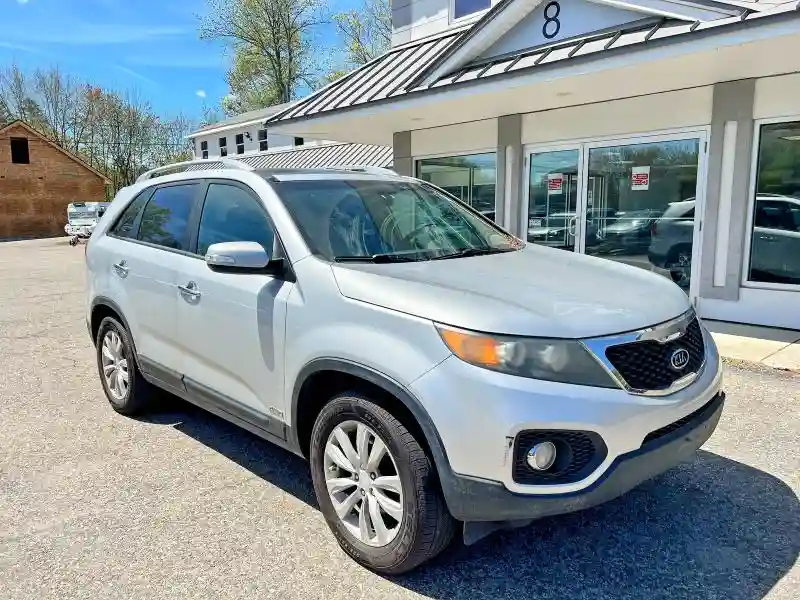 5XYKUDA24BG001539 2011 KIA SORENTO-0