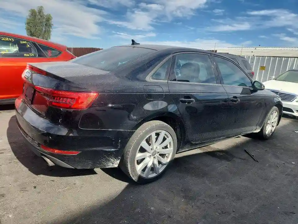 WAUGNAF46HN007577 2017 AUDI A4-2