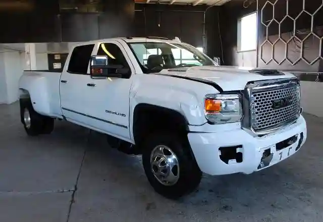 1GT42YEY3HF137337 2017 GMC SIERRA-0