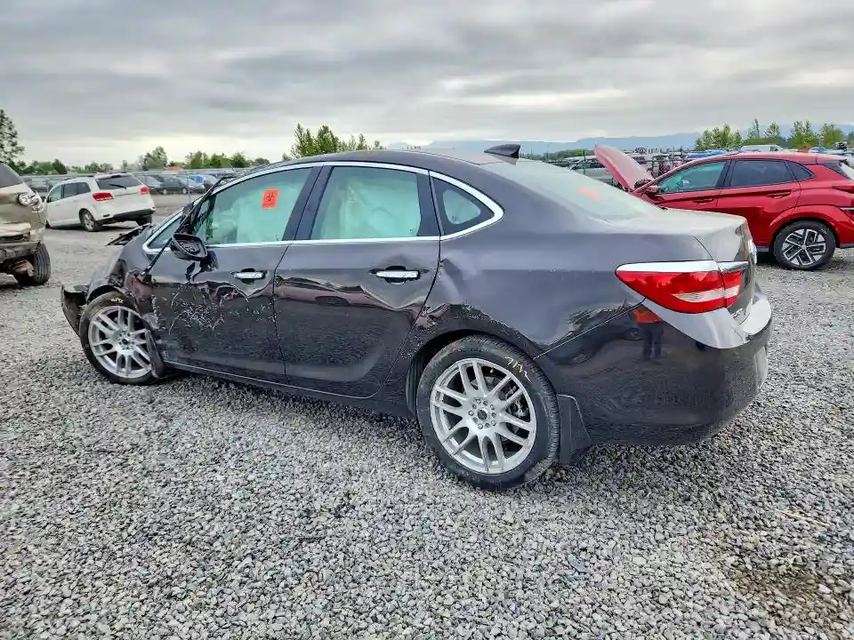 1G4PS5SK2F4110405 2015 BUICK VERANO-1
