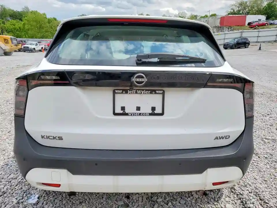 3N8AP6BB3SL381578 2025 NISSAN KICKS-5