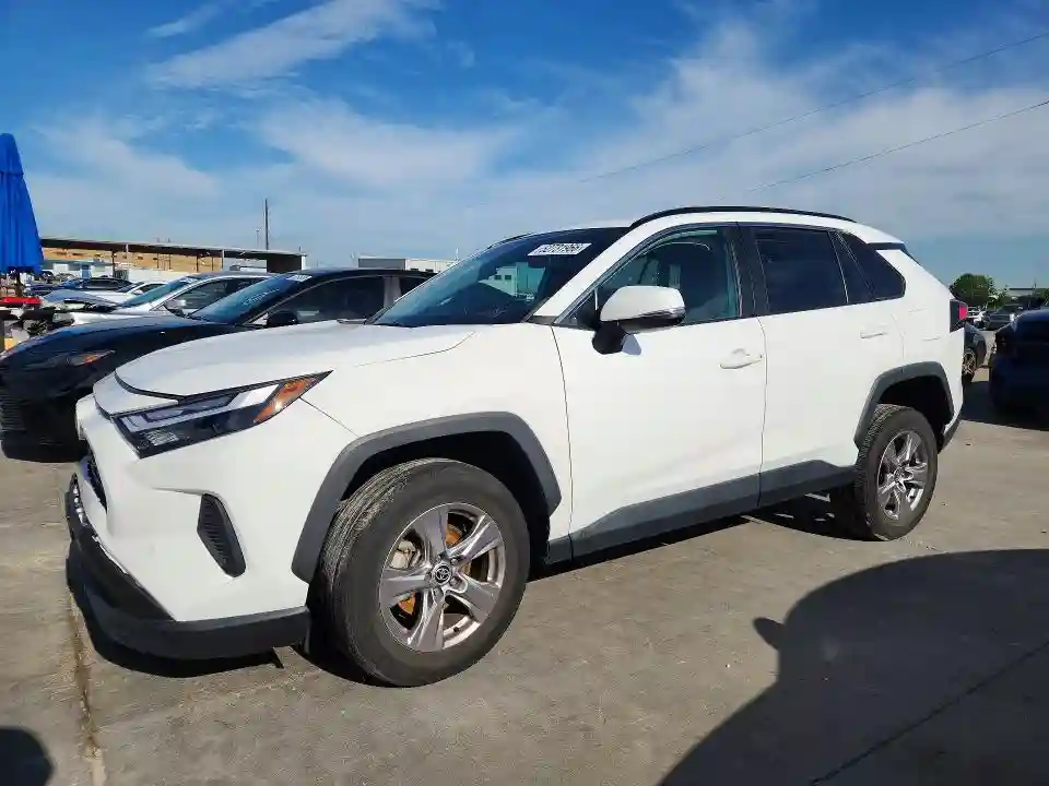2T3W1RFV4NW194467 2022 TOYOTA RAV4-0