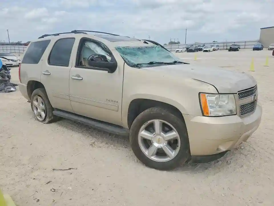 1GNSCCE06BR105366 2011 CHEVROLET TAHOE-3