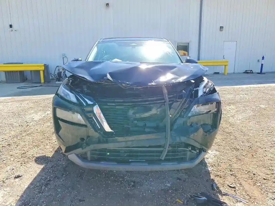 5N1BT3AAXPC853096 2023 NISSAN ROGUE-4