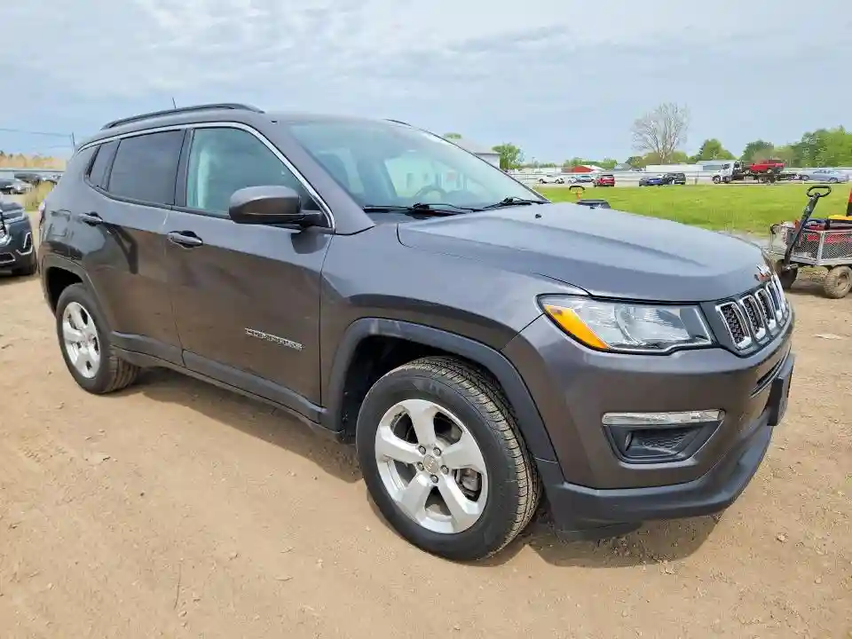 3C4NJDBB7KT786524 2019 JEEP COMPASS-3