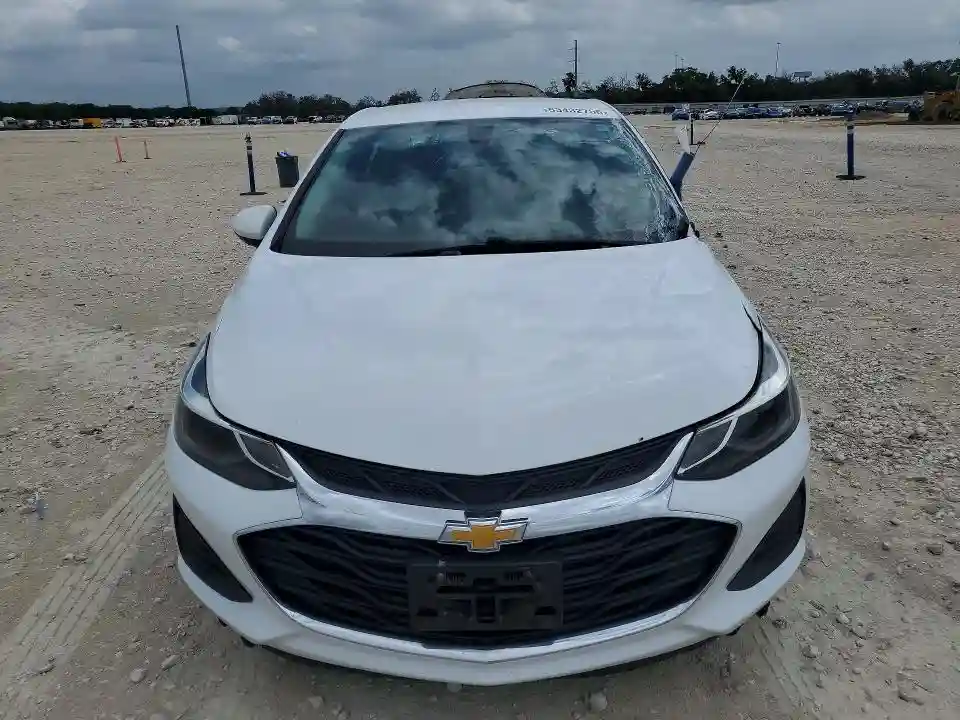 1G1BE5SMXK7143970 2019 CHEVROLET CRUZE-4