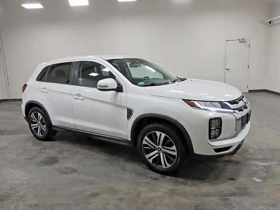 JA4ARUAU5MU012995 2021 MITSUBISHI OUTLANDER-3