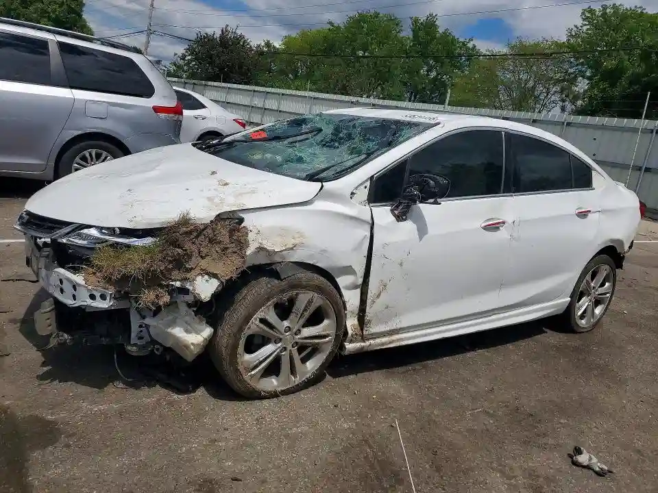 1G1BF5SM2J7207348 2018 CHEVROLET CRUZE-0