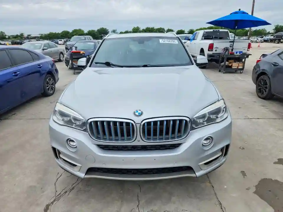 5UXKT0C52J0W00459 2018 BMW X5-4