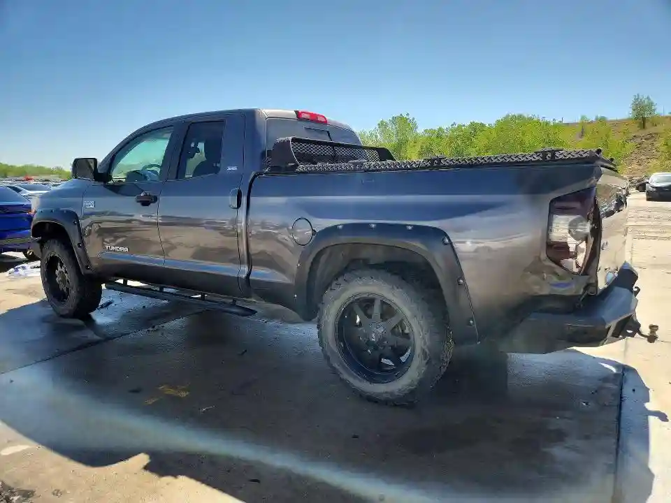 5TFUW5F1XHX641320 2017 TOYOTA TUNDRA-1