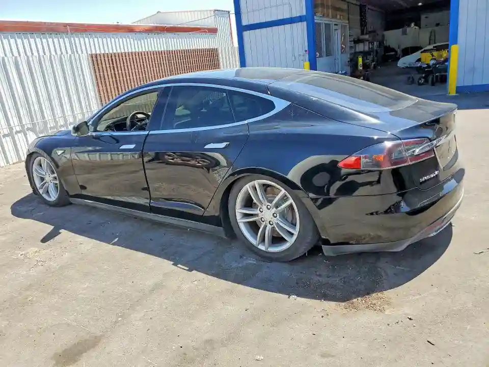 5YJSA1CN4DFP04485 2013 TESLA MODEL S-1