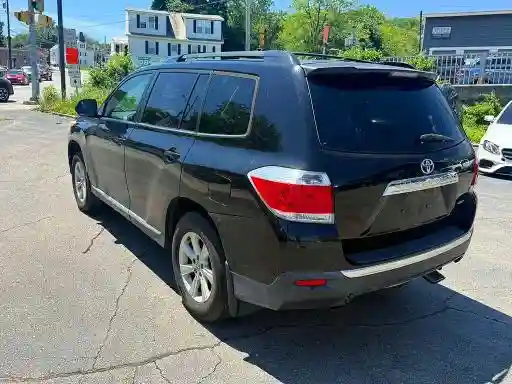 5TDBK3EH8CS106300 2012 TOYOTA HIGHLANDER-1