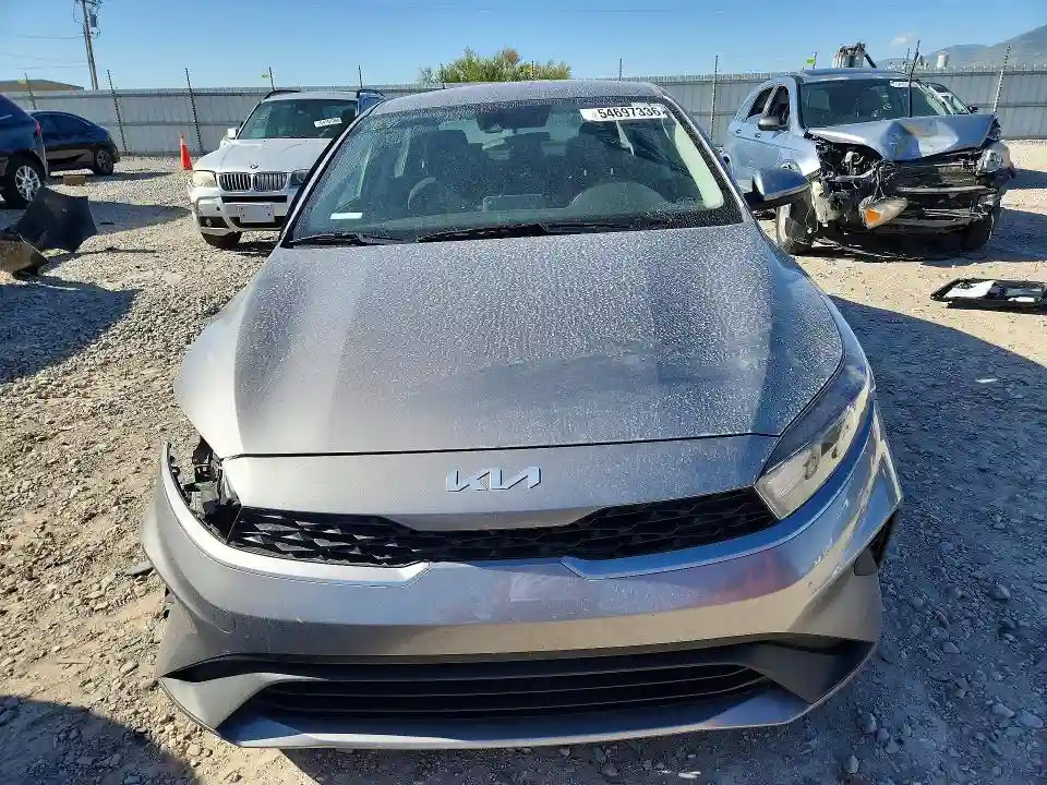 3KPF24AD9RE742852 2024 KIA FORTE LXS-4